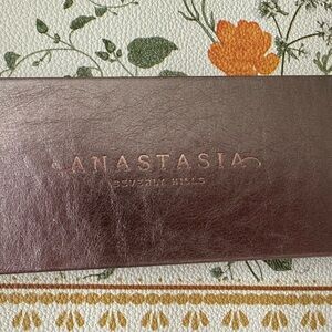 Brand New Anastasia Rose Metals Eyeshadow Palette